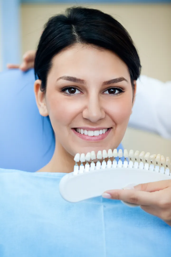 Mujer en una clínica dental